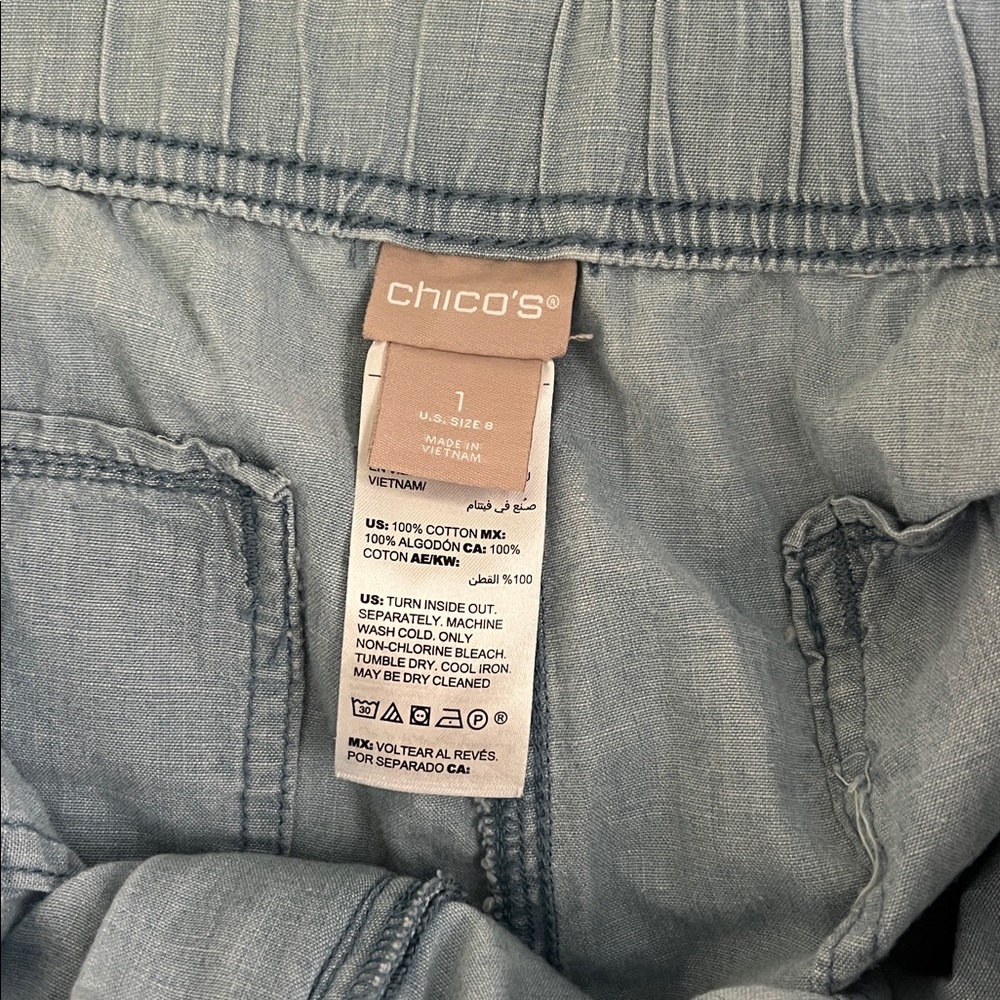 Chico’s Chambray Cropped Capri Pants - Picture 6 of 6